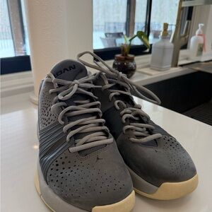 Men's Gray Athletic Shoes